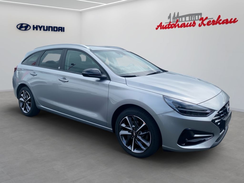 Fahrzeugabbildung Hyundai i30 Kombi 1.6 CRDI DCT EDITION 30+   /AHK