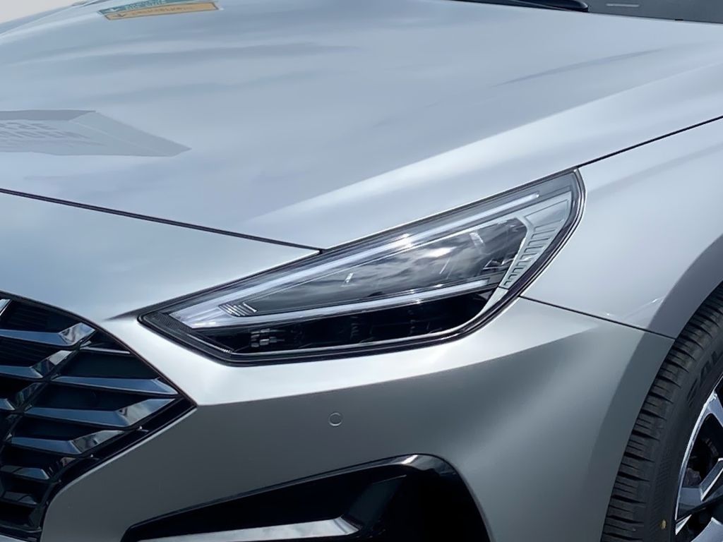 Fahrzeugabbildung Hyundai i30 Kombi 1.6 CRDI DCT EDITION 30+   /AHK