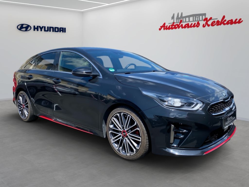 Fahrzeugabbildung Kia ProCeed 1.6 T-GDI DCT7 OPF GT +Komfort P.+ Navi