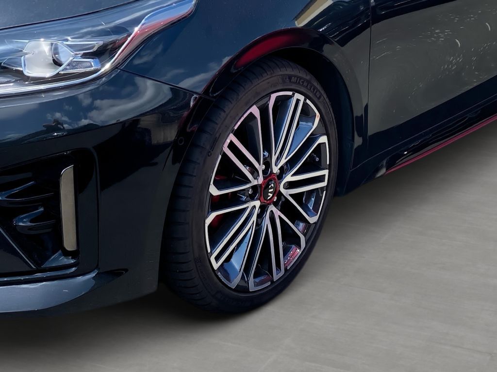 Fahrzeugabbildung Kia ProCeed 1.6 T-GDI DCT7 OPF GT +Komfort P.+ Navi