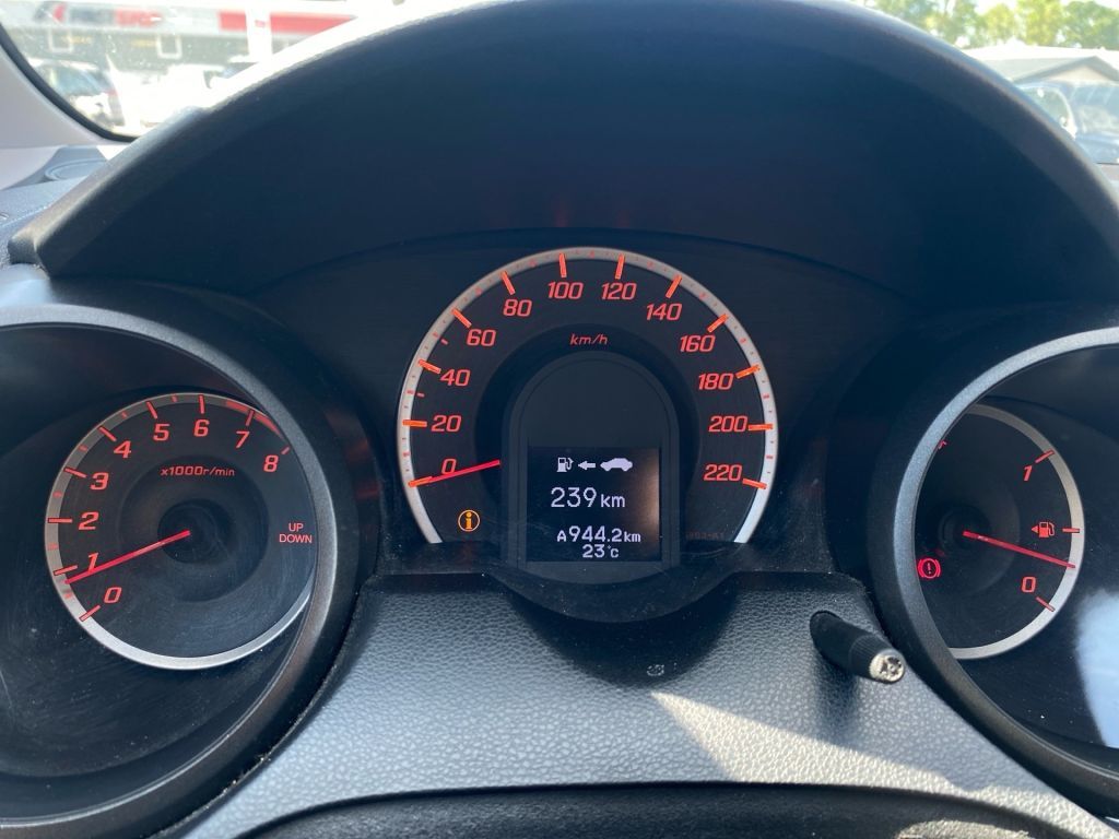Fahrzeugabbildung Honda Jazz 1.4 i-VTEC Comfort Plus