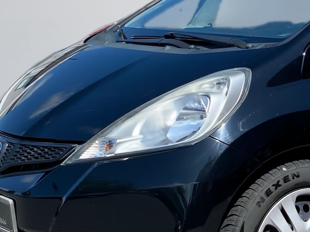 Fahrzeugabbildung Honda Jazz 1.4 i-VTEC Comfort Plus
