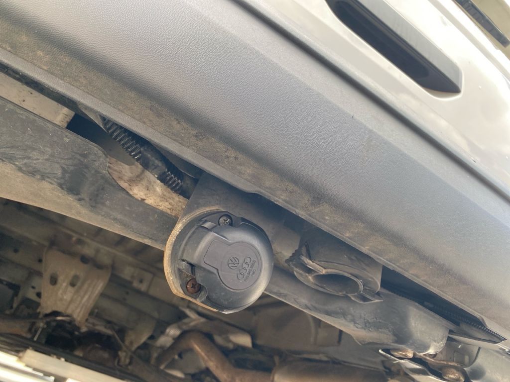 Fahrzeugabbildung Volkswagen Transporter T6 DSG Lang +9Sitzer+AHK+Standh.+8fa