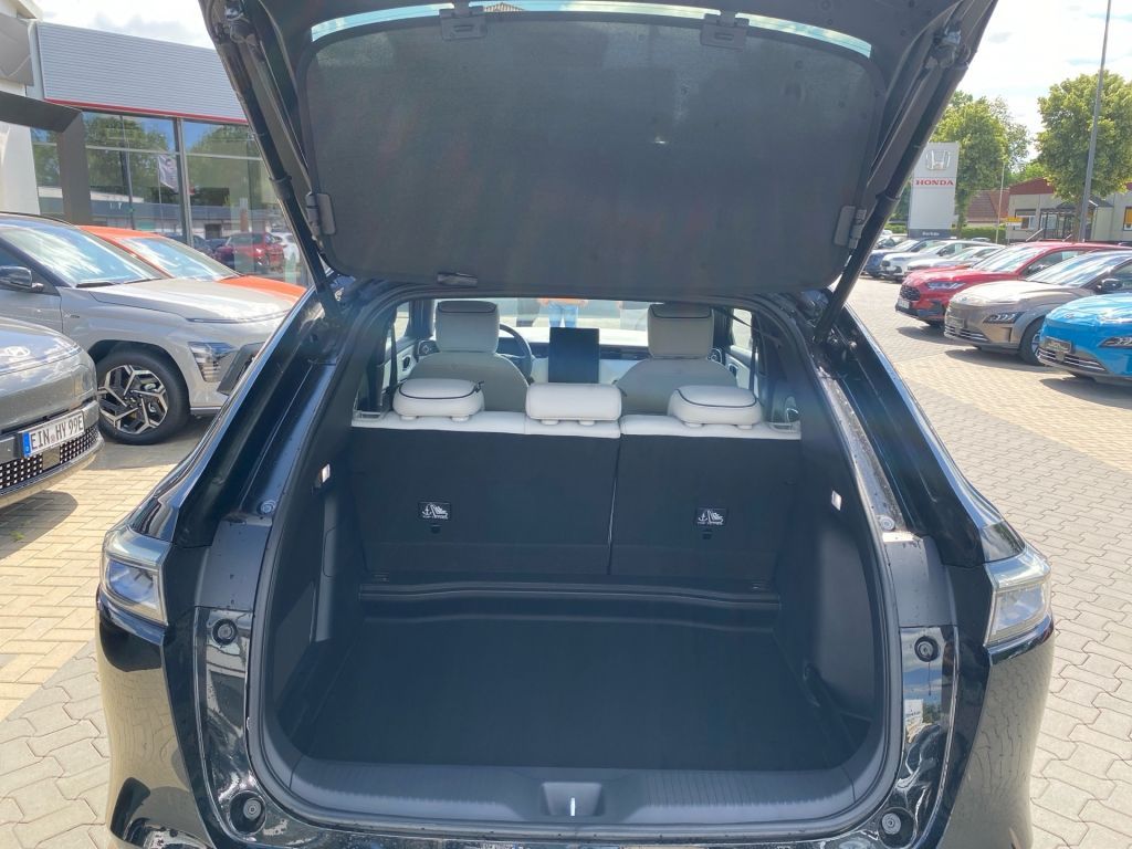 Fahrzeugabbildung Honda e:Ny1 Advance-Paket