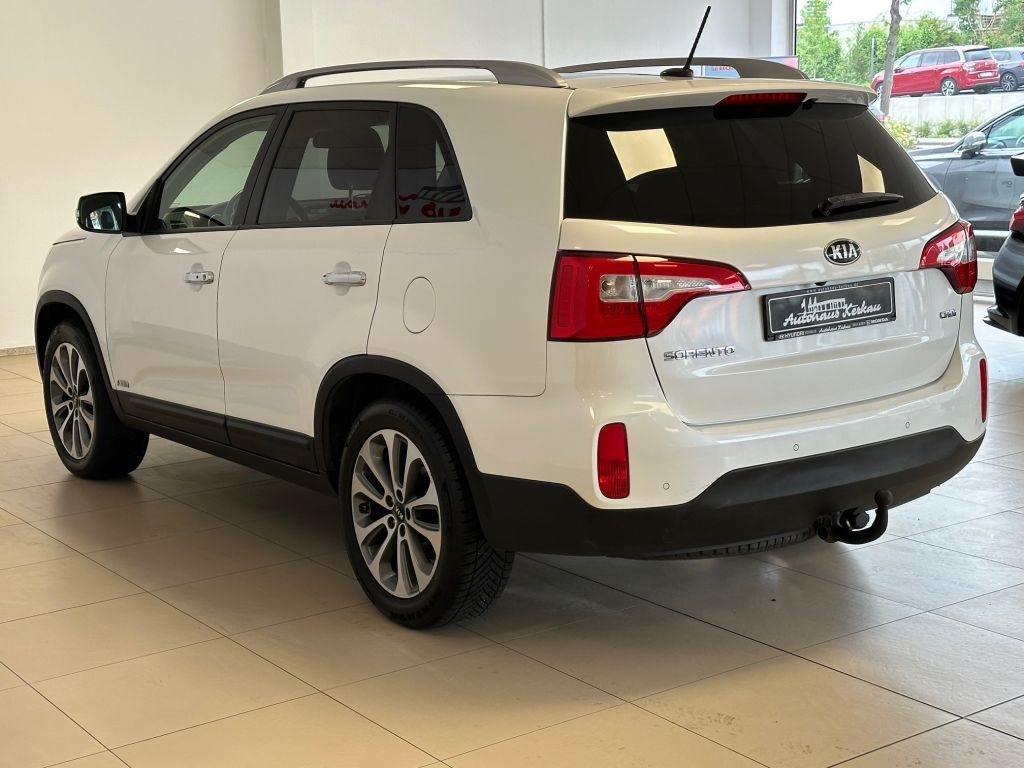 Fahrzeugabbildung Kia Sorento 2.2 CRDi AWD Platinum Edition AHK 2500kg