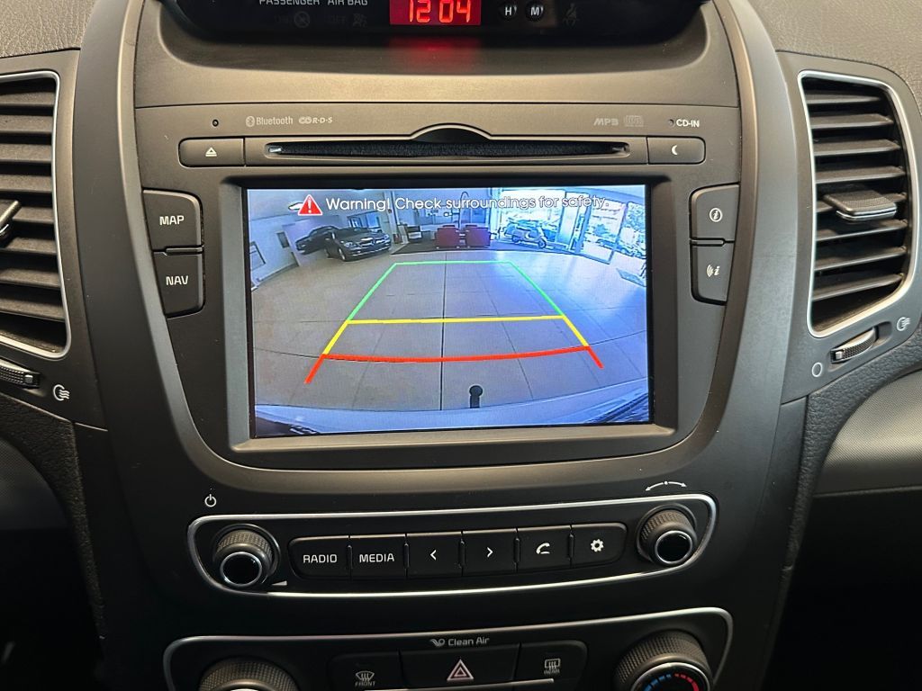 Fahrzeugabbildung Kia Sorento 2.2 CRDi AWD Platinum Edition AHK 2500kg