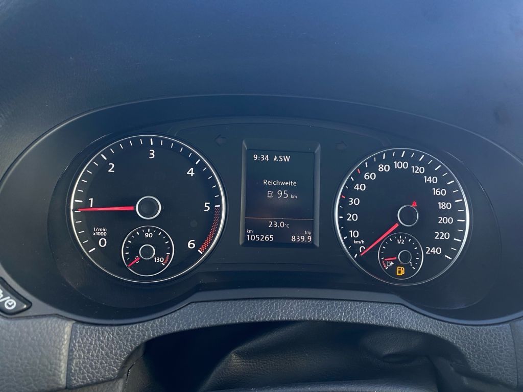 Fahrzeugabbildung Volkswagen Sharan 2.0 TDI 4MOTION Highline+7Sitzer+Pano+CAM