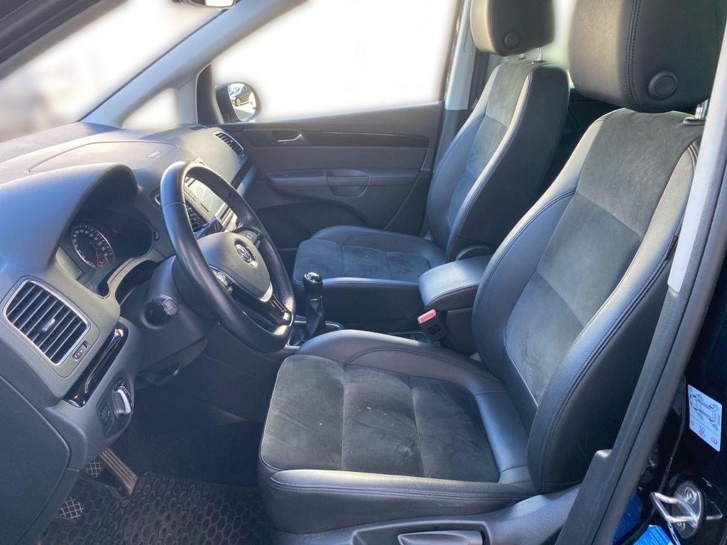 Fahrzeugabbildung Volkswagen Sharan 2.0 TDI 4MOTION Highline+7Sitzer+Pano+CAM