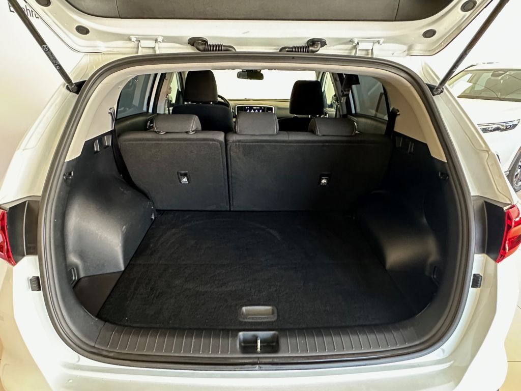 Fahrzeugabbildung Kia Sportage 1.6 GDI 2WD EDITION 7