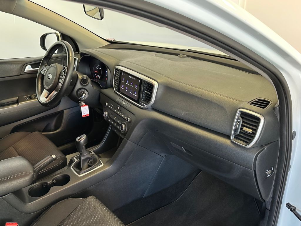 Fahrzeugabbildung Kia Sportage 1.6 GDI 2WD EDITION 7