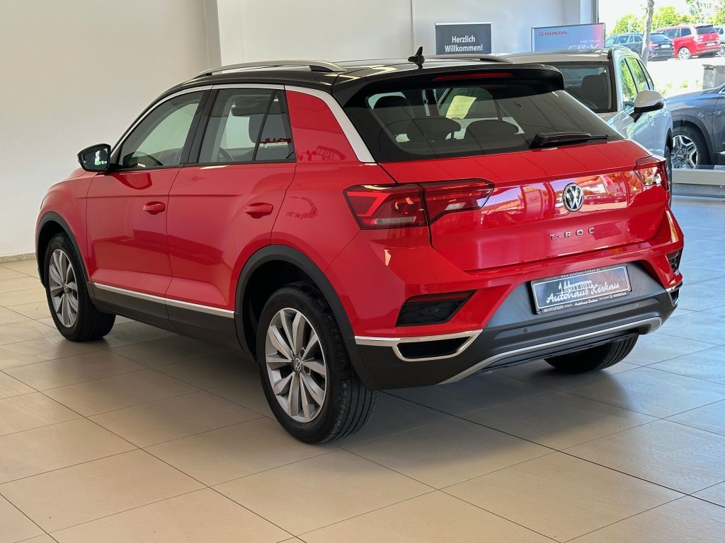 Fahrzeugabbildung Volkswagen T-Roc 1.5 TSI ACT Style