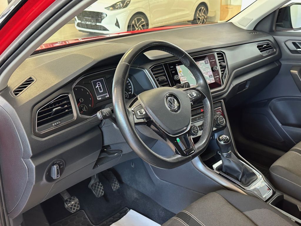 Fahrzeugabbildung Volkswagen T-Roc 1.5 TSI ACT Style
