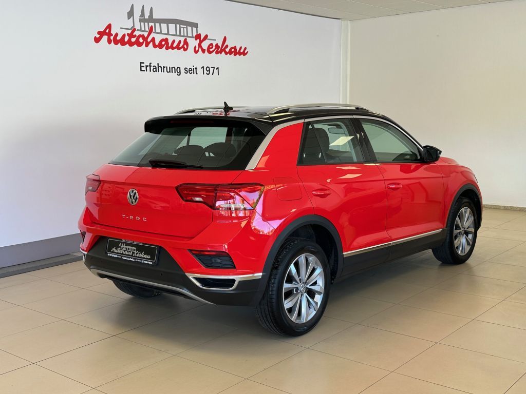 Fahrzeugabbildung Volkswagen T-Roc 1.5 TSI ACT Style