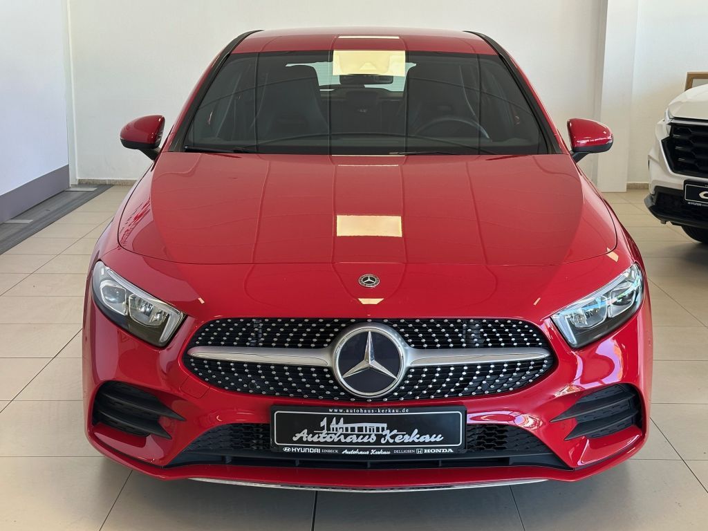 Fahrzeugabbildung Mercedes-Benz A 200 AMG Line +Ambiente+Business+Navi+Carplay+