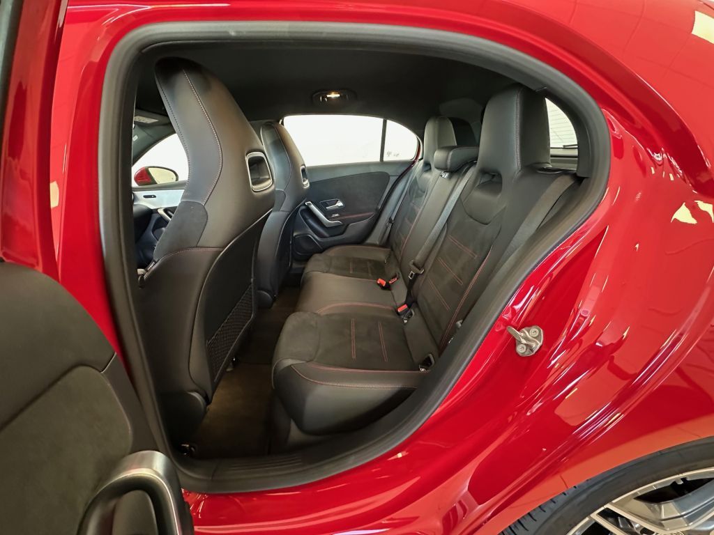 Fahrzeugabbildung Mercedes-Benz A 200 AMG Line +Ambiente+Business+Navi+Carplay+