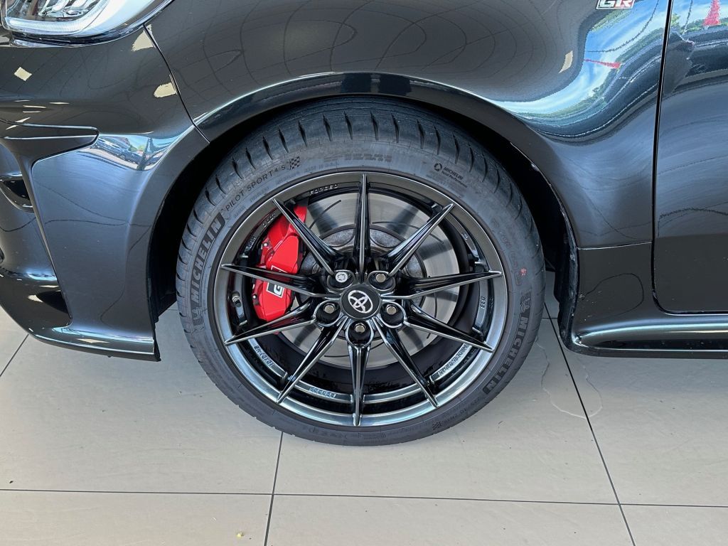 Fahrzeugabbildung Toyota GR Yaris Performance