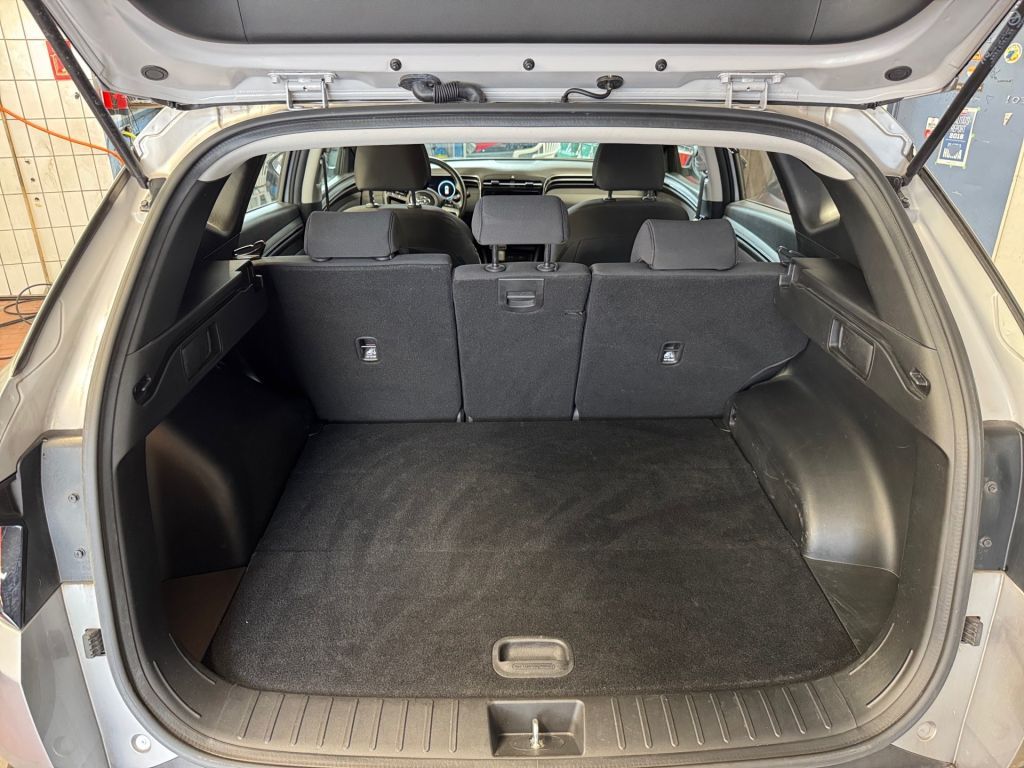 Fahrzeugabbildung Hyundai Tucson 1.6 T-GDi 48V-Hybrid 2WD DCT Select+LED+N