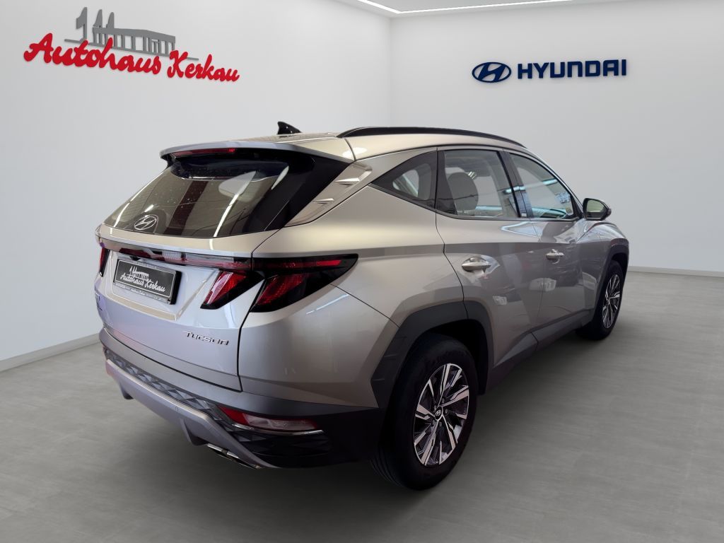 Fahrzeugabbildung Hyundai Tucson 1.6 T-GDi 48V-Hybrid 2WD DCT Select+LED+N