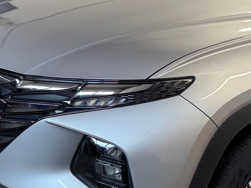 Fahrzeugabbildung Hyundai Tucson 1.6 T-GDi 48V-Hybrid 2WD DCT Select+LED+N