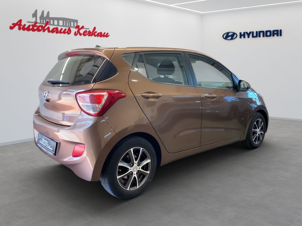 Fahrzeugabbildung Hyundai i10 1.2 Fifa World Cup Edition