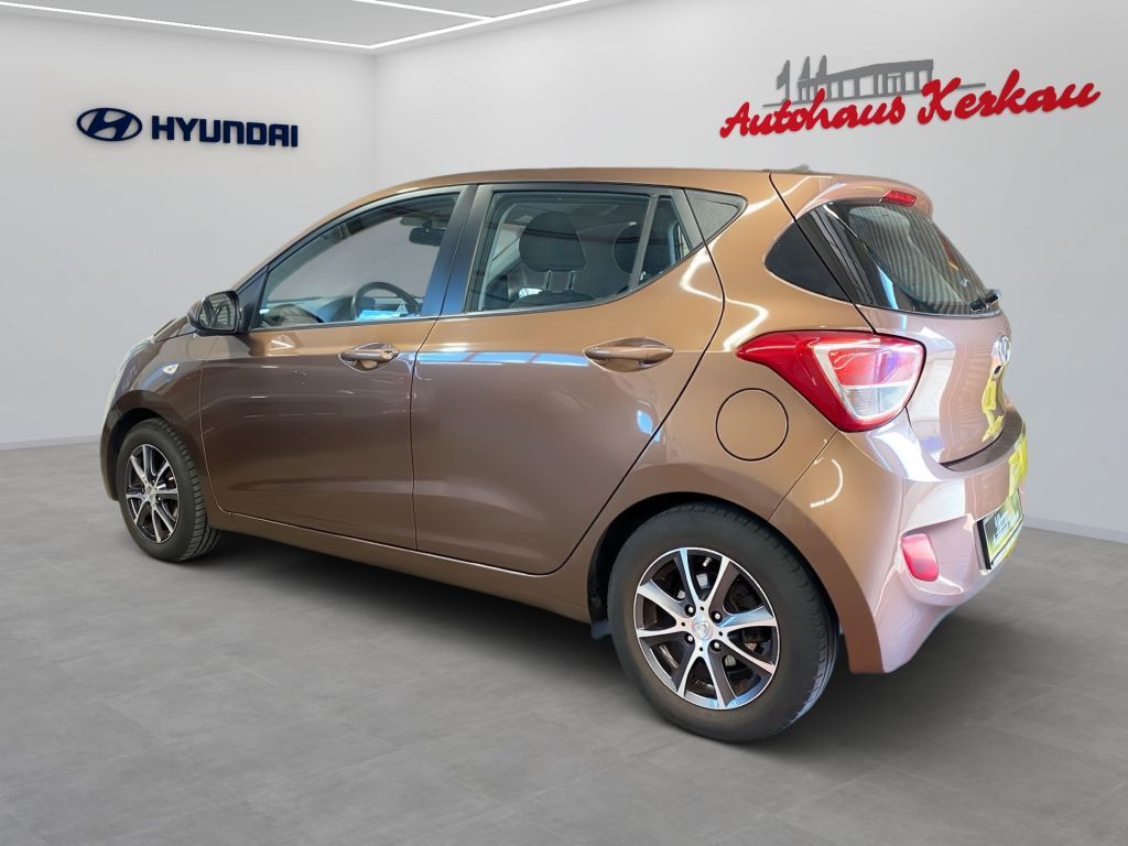 Fahrzeugabbildung Hyundai i10 1.2 Fifa World Cup Edition