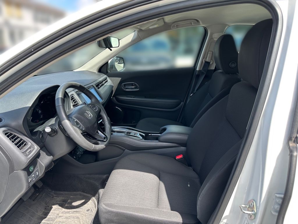 Fahrzeugabbildung Honda HR-V 1.5 i-VTEC CVT Elegance