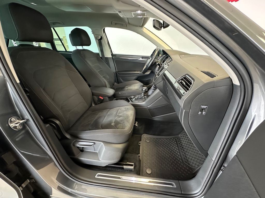 Fahrzeugabbildung Volkswagen Tiguan 2.0 TDI 4Motion DSG Highline + AHK +