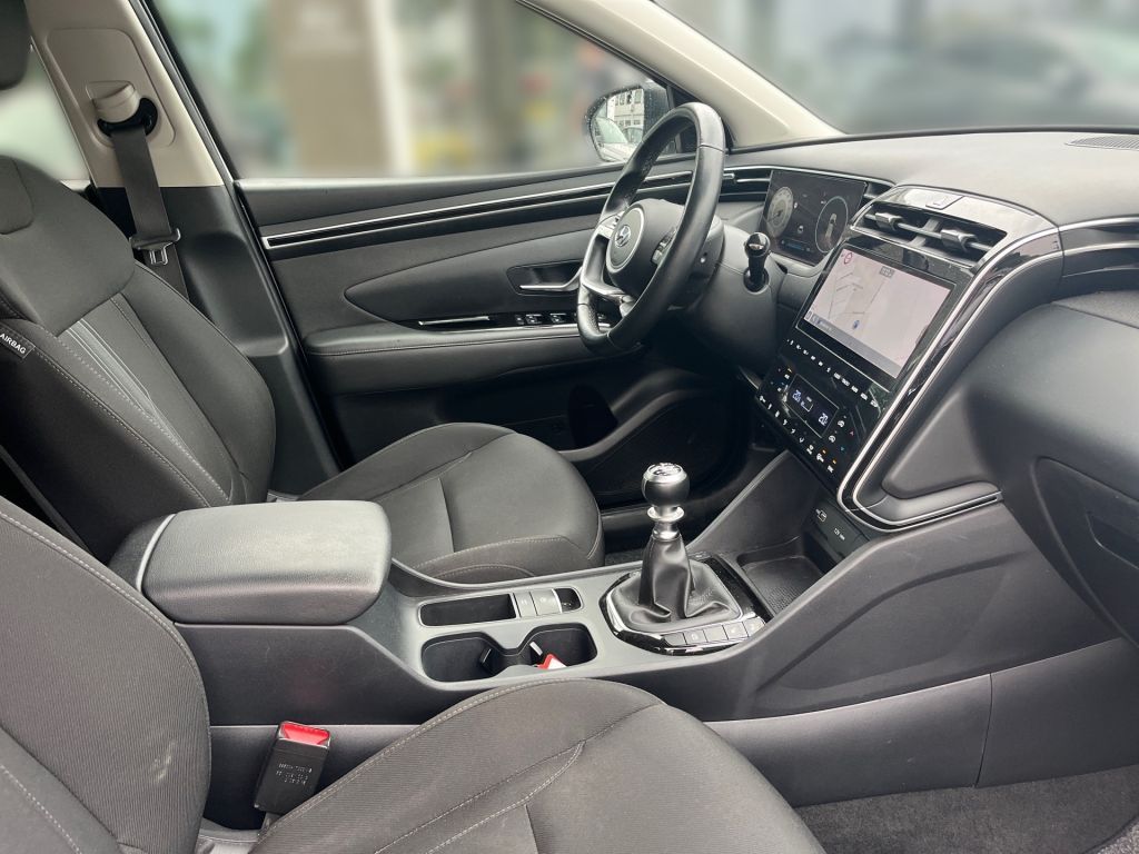 Fahrzeugabbildung Hyundai TUCSON 1.6 CRDi Trend+AHK+Elektr. Heckklappe