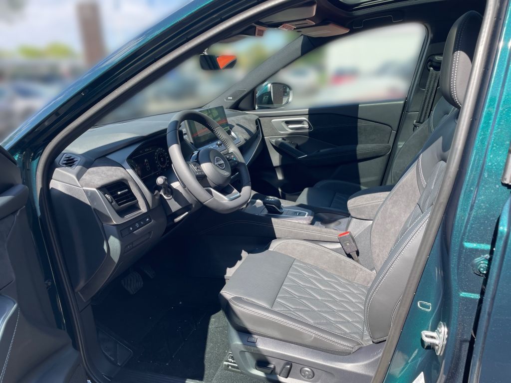Fahrzeugabbildung Nissan Qashqai 1.3 DIG-T MHEV Xtronic Tekna+ (J12)