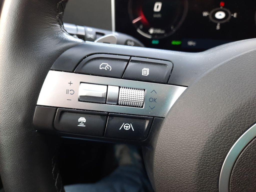 Fahrzeugabbildung Hyundai TUCSON 1.6 T-GDi HEV 2WD Trend (NX4e)