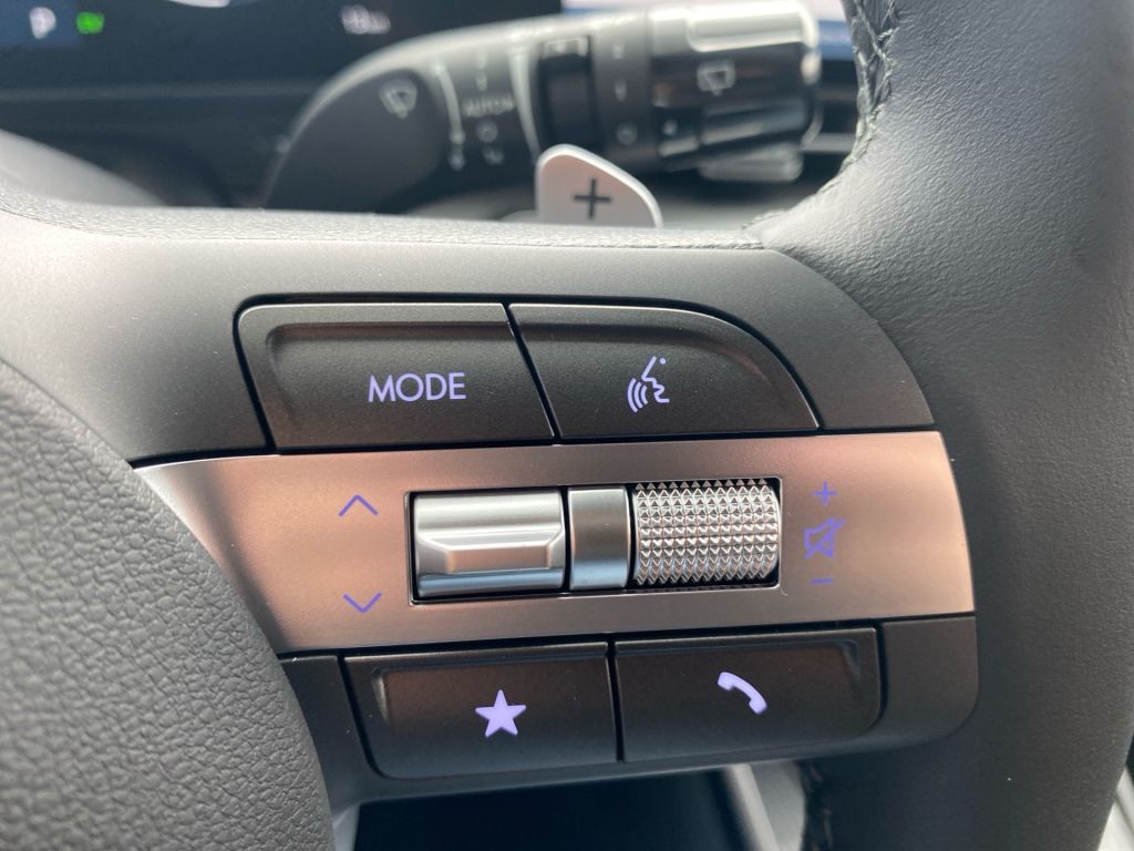 Fahrzeugabbildung Hyundai KONA 1.6 GDI DCT Hybrid Trend (SX2)