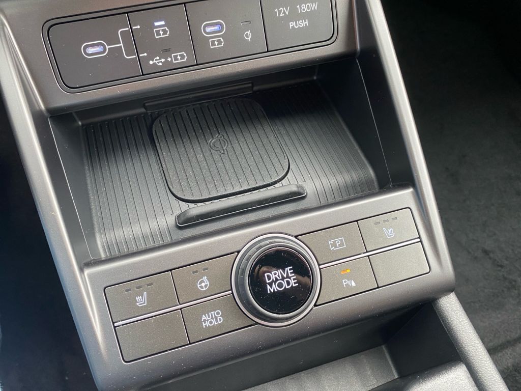 Fahrzeugabbildung Hyundai KONA 1.6 GDI DCT Hybrid Trend (SX2)