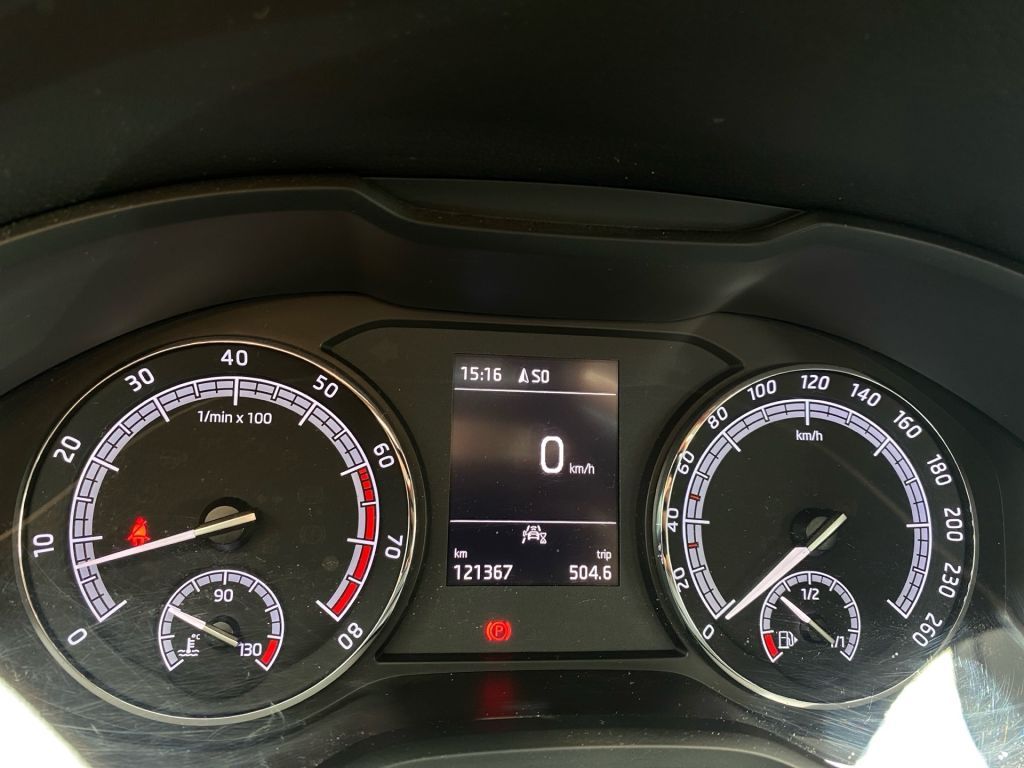 Fahrzeugabbildung SKODA Karoq 1.5 TSI ACT Style