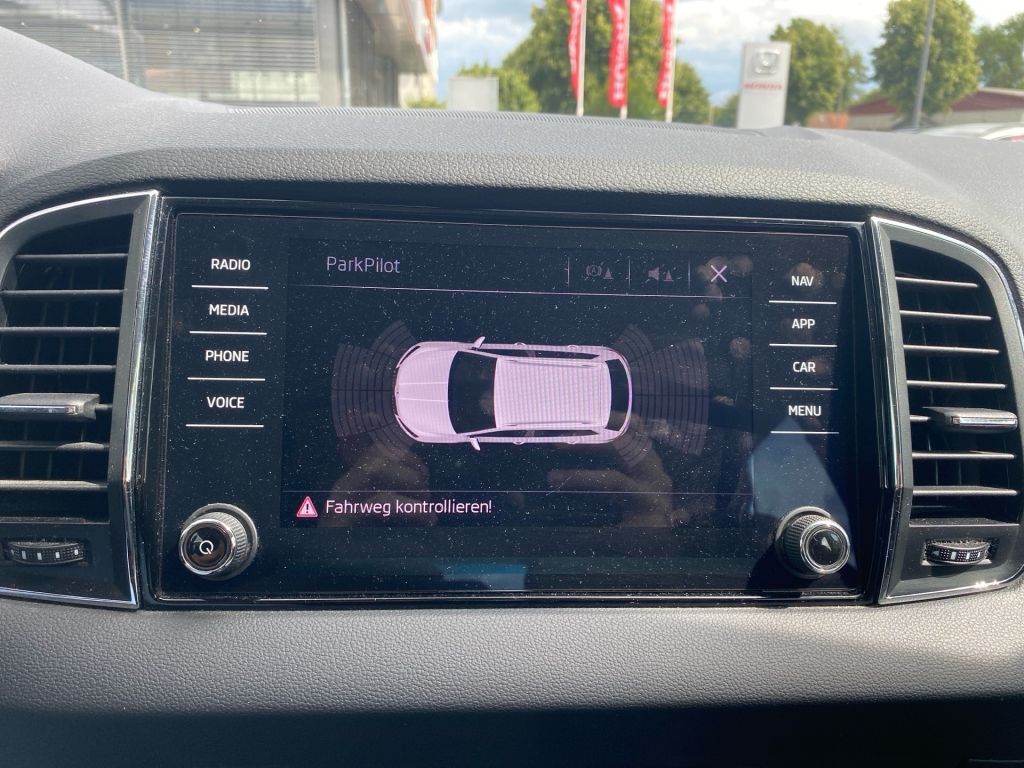Fahrzeugabbildung SKODA Karoq 1.5 TSI ACT Style