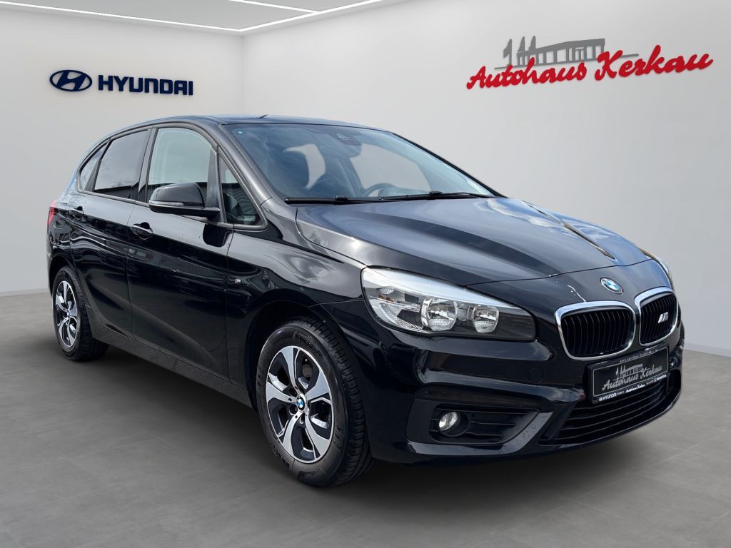 Fahrzeugabbildung BMW 220d Active Tourer Aut. Advantage + AHK +