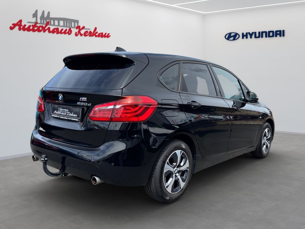Fahrzeugabbildung BMW 220d Active Tourer Aut. Advantage + AHK +