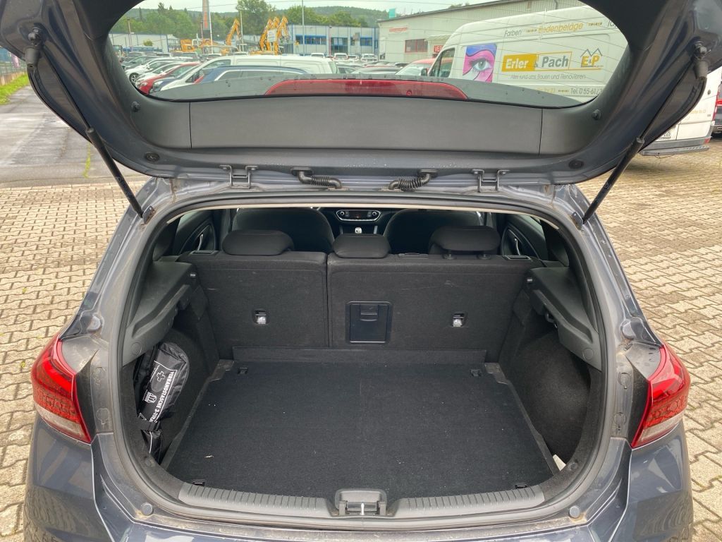 Fahrzeugabbildung Hyundai i30 1.0 T-GDI EDITION 30+