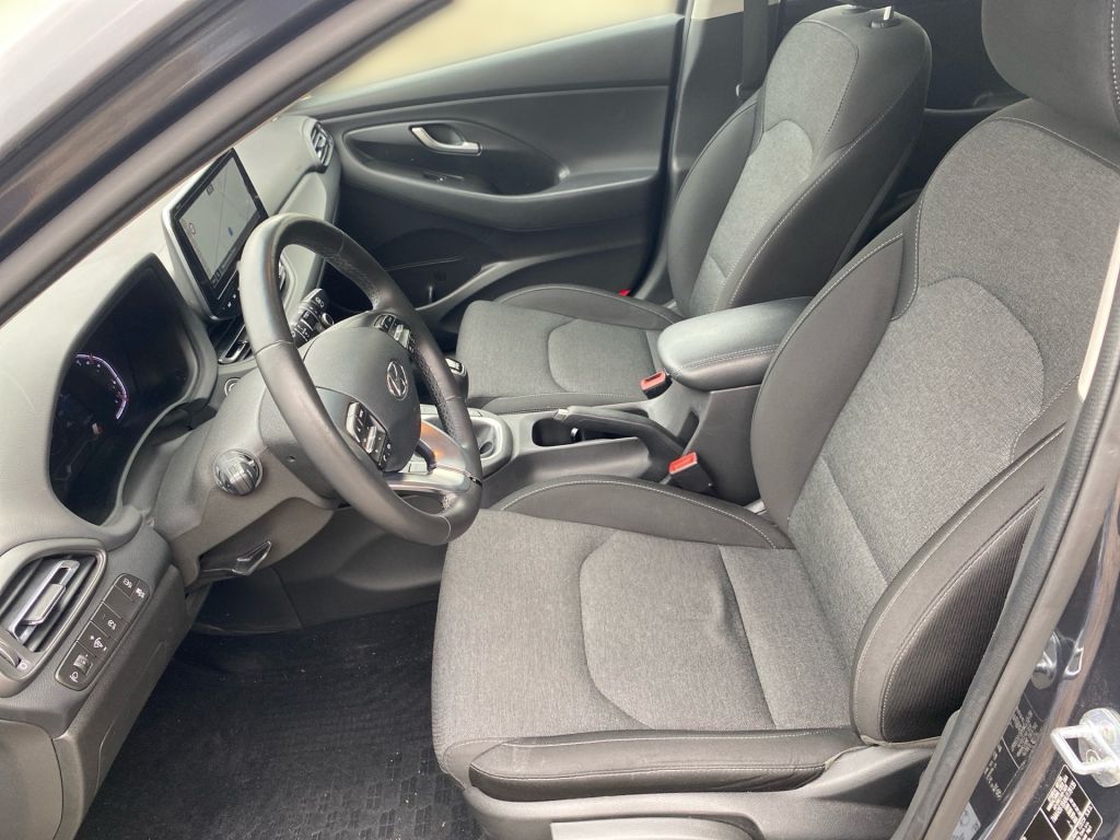 Fahrzeugabbildung Hyundai i30 1.0 T-GDI EDITION 30+
