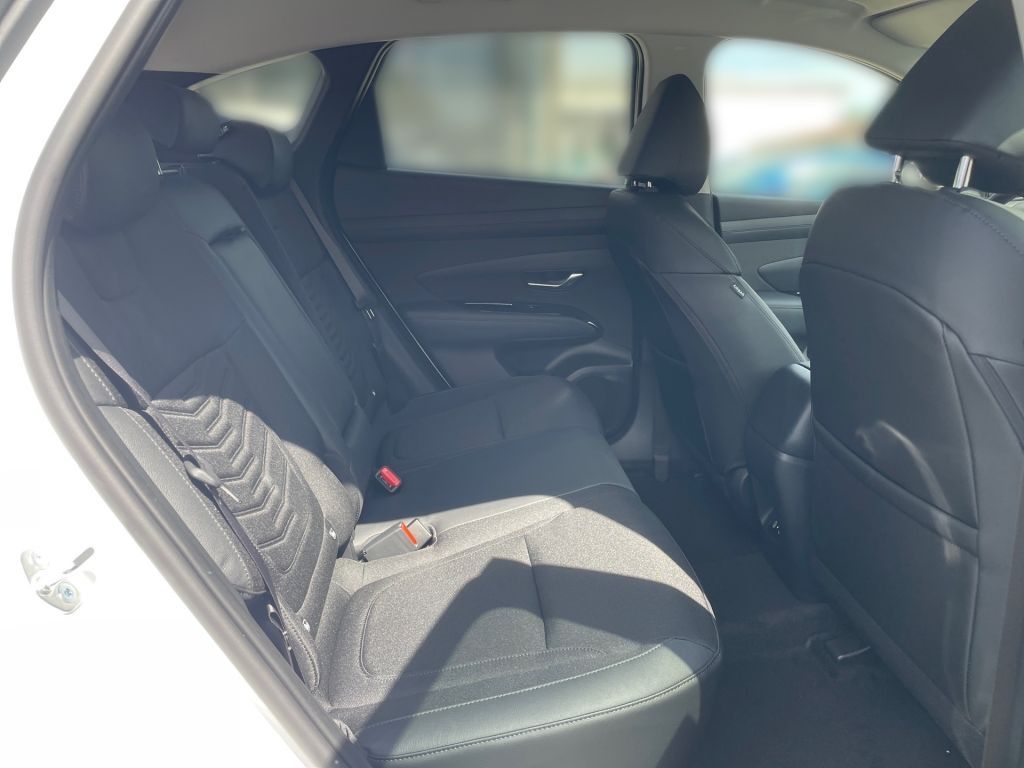 Fahrzeugabbildung Hyundai TUCSON 1.6 T-GDi Plug-in-Hybrid 2WD Trend Matrix