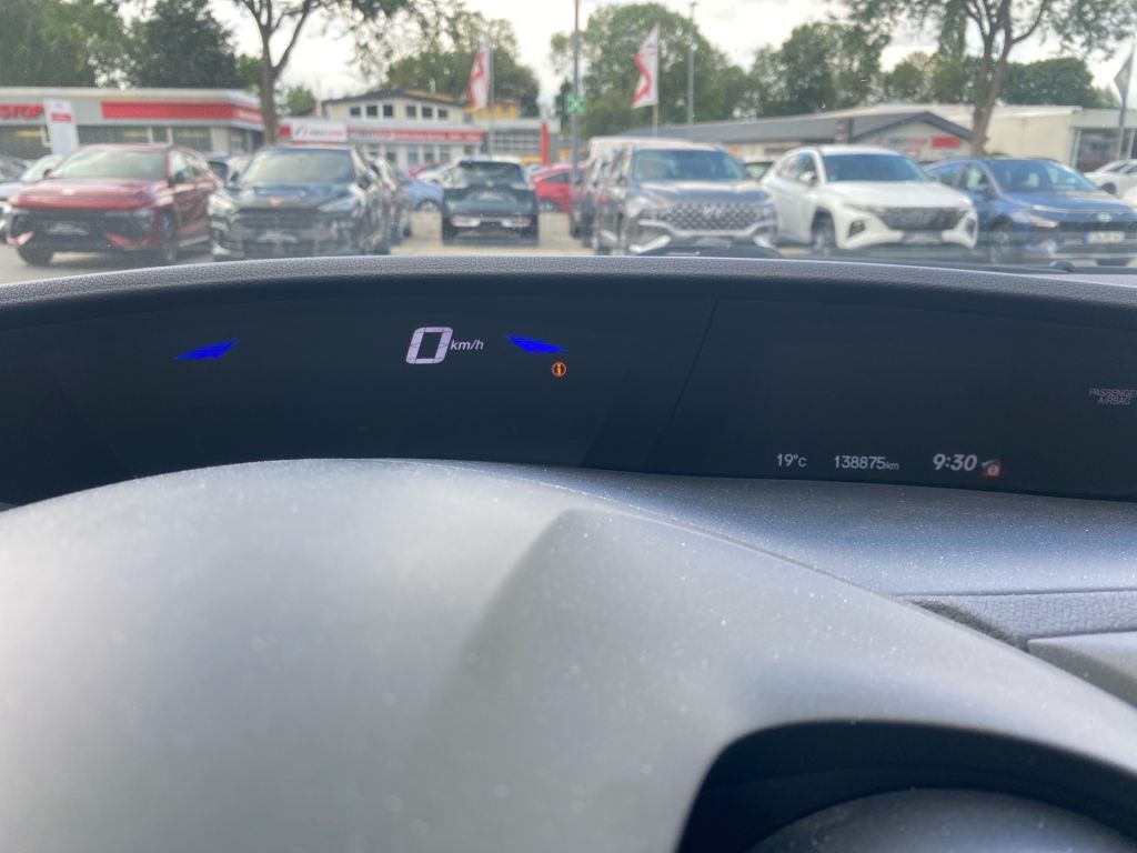 Fahrzeugabbildung Honda Civic 1.8 i-VTEC Comfort+ 8fach bereift