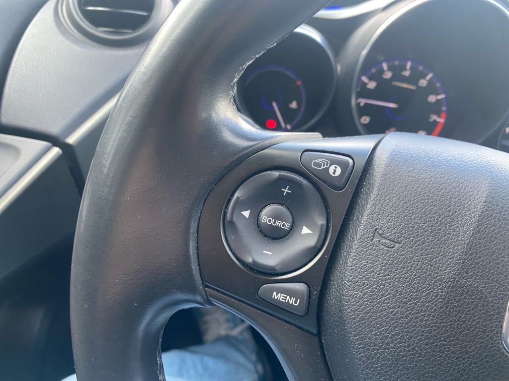 Fahrzeugabbildung Honda Civic 1.8 i-VTEC Comfort+ 8fach bereift