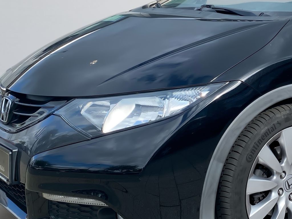 Fahrzeugabbildung Honda Civic 1.8 i-VTEC Comfort+ 8fach bereift