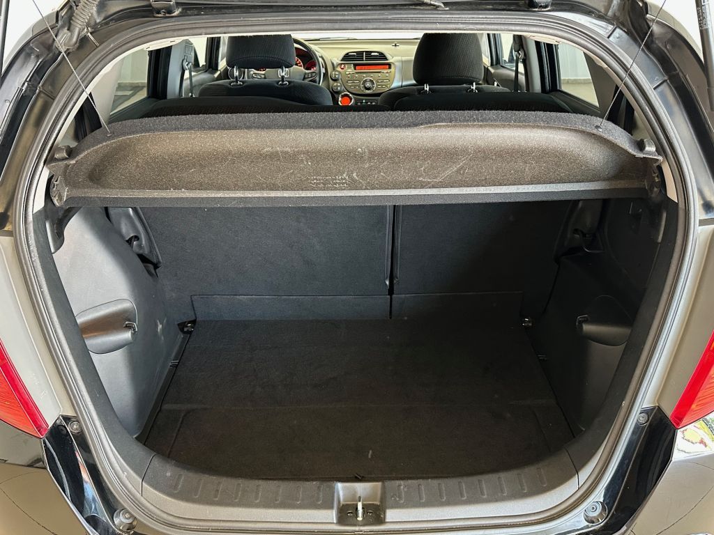 Fahrzeugabbildung Honda Jazz 1.4 i-VTEC Comfort Plus