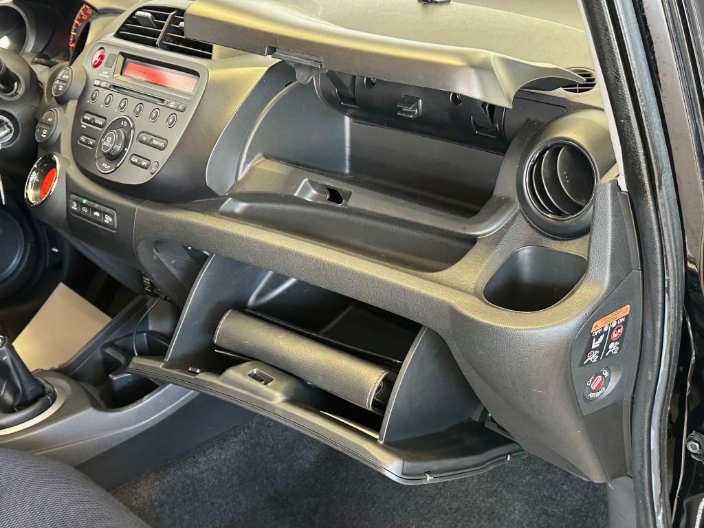 Fahrzeugabbildung Honda Jazz 1.4 i-VTEC Comfort Plus