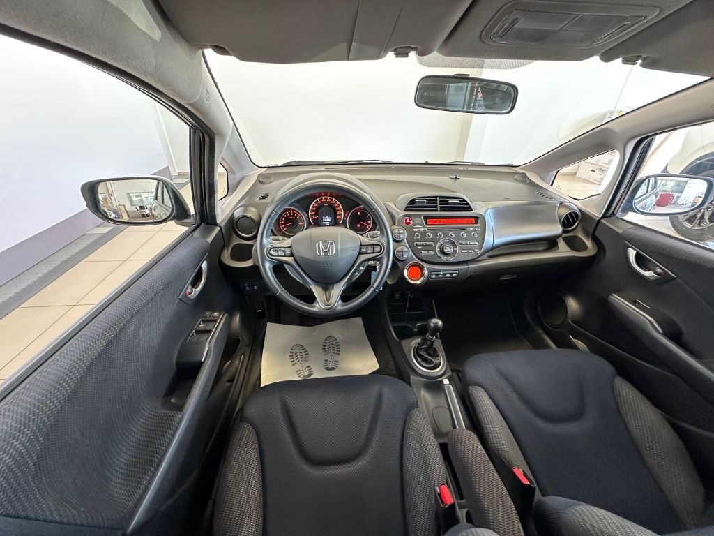 Fahrzeugabbildung Honda Jazz 1.4 i-VTEC Comfort Plus