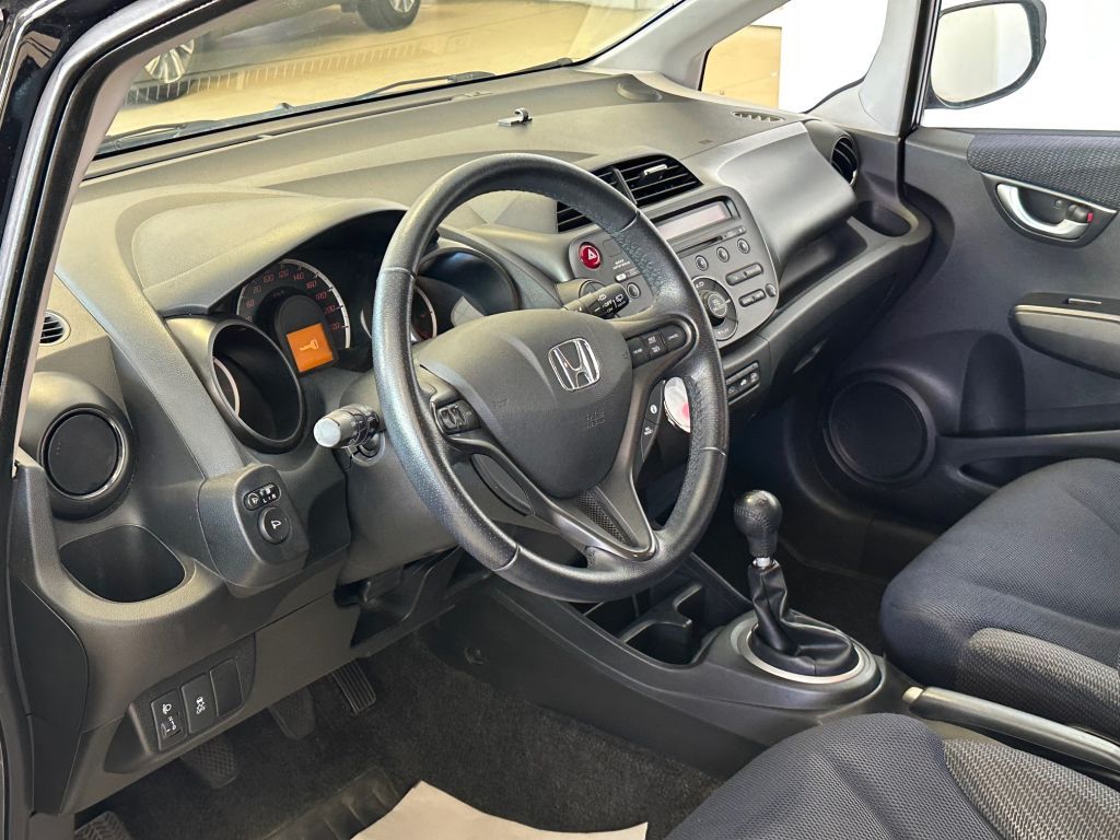 Fahrzeugabbildung Honda Jazz 1.4 i-VTEC Comfort Plus