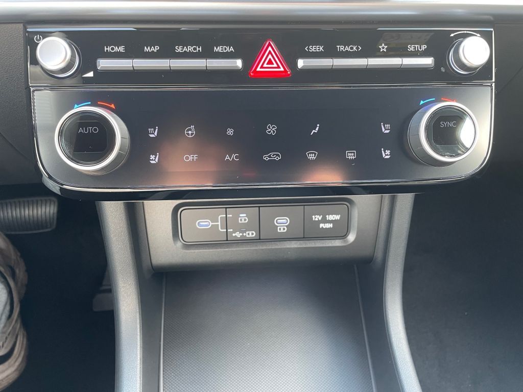 Fahrzeugabbildung Hyundai TUCSON 1.6 CRDi 48V-Hybrid 4WD DCT Prime (NX4e)