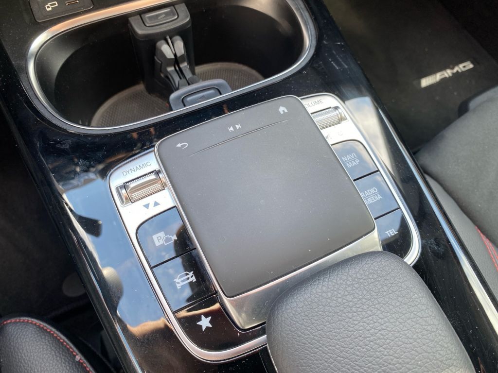 Fahrzeugabbildung Mercedes-Benz A 200 AMG Line +Ambiente+Business+Navi+Carplay+