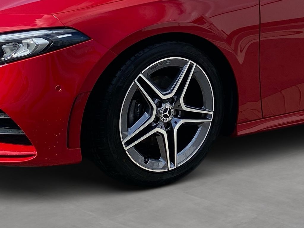 Fahrzeugabbildung Mercedes-Benz A 200 AMG Line +Ambiente+Business+Navi+Carplay+