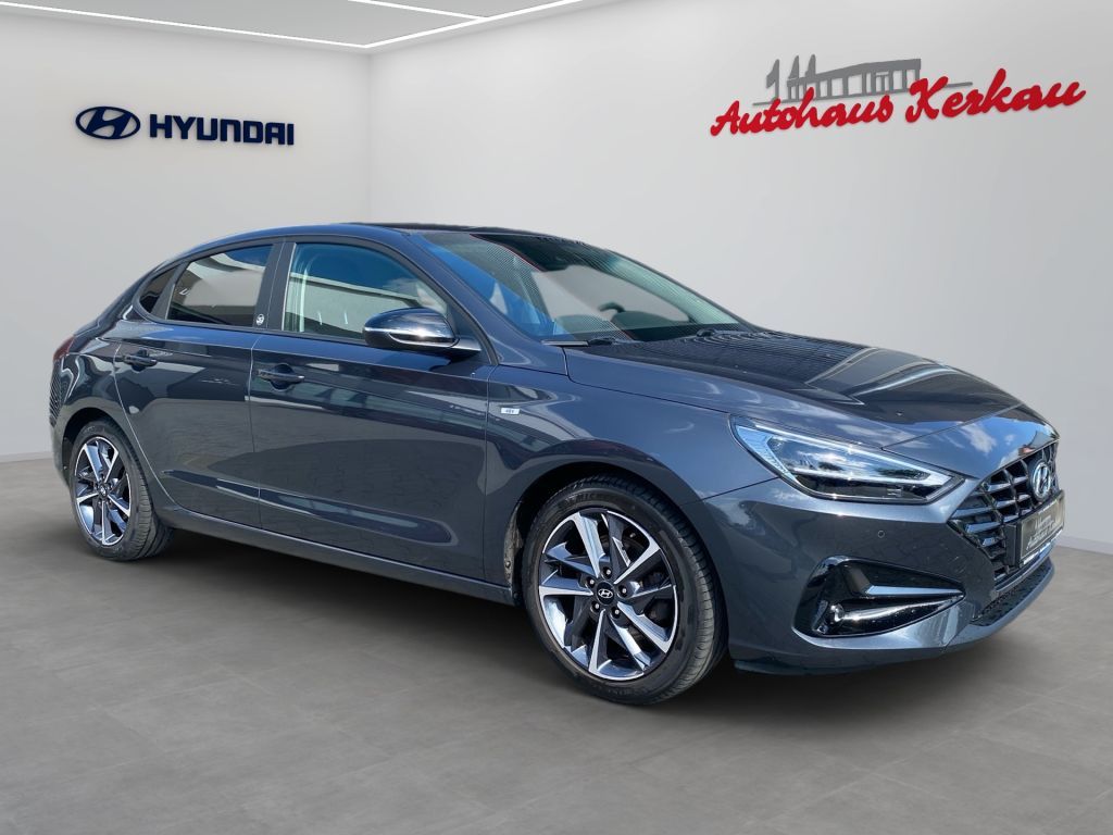 Fahrzeugabbildung Hyundai i30 1.5 T-GDI Fastback 48V-Hybrid DCT EDITION 30